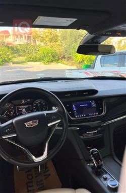 Cadillac XT6